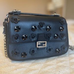 Crossbody purse